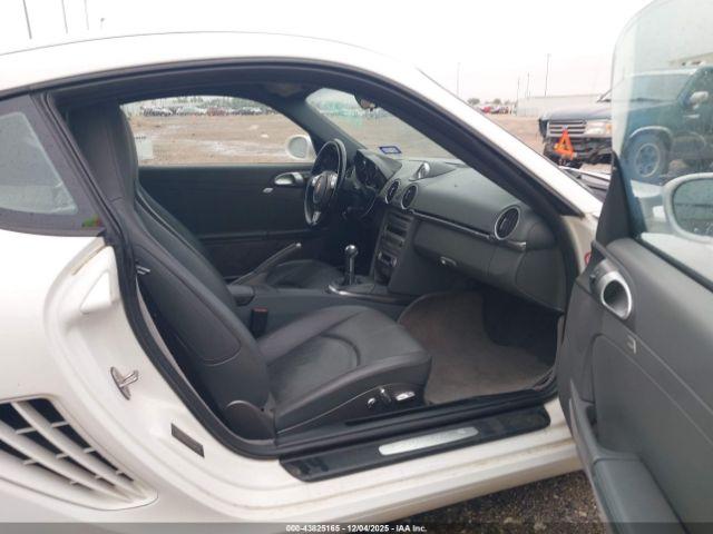 Porsche Cayman S Image 5