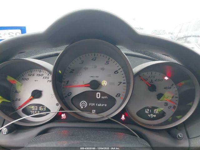 Porsche Cayman S Image 6