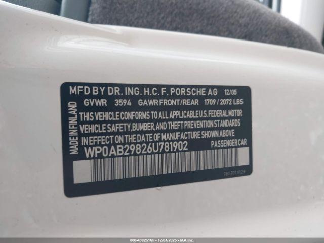 Porsche Cayman S Image 8