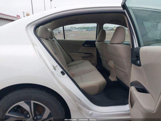 Honda Accord Lx Image 7