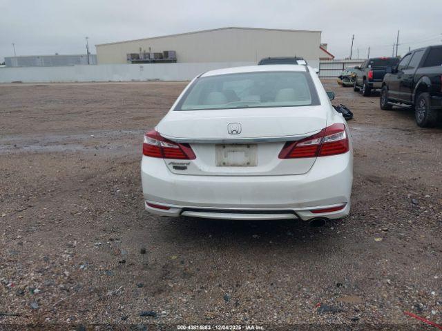 Honda Accord Lx Image 17