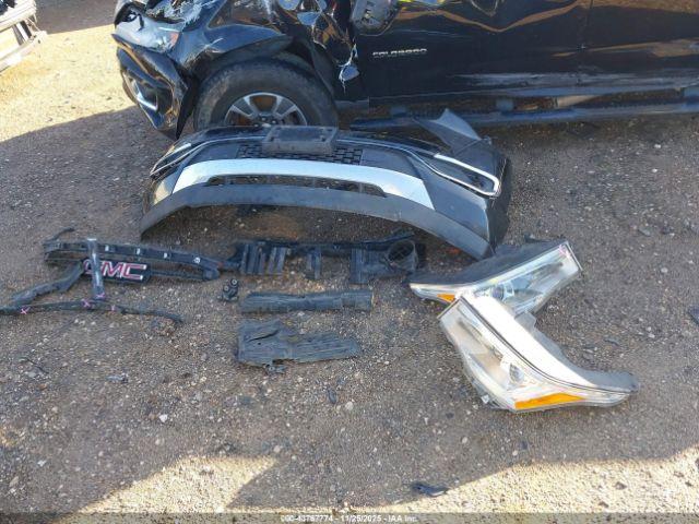 GMC Acadia Denali Image 9