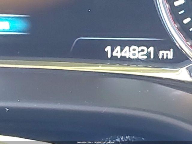 GMC Acadia Denali Image 10