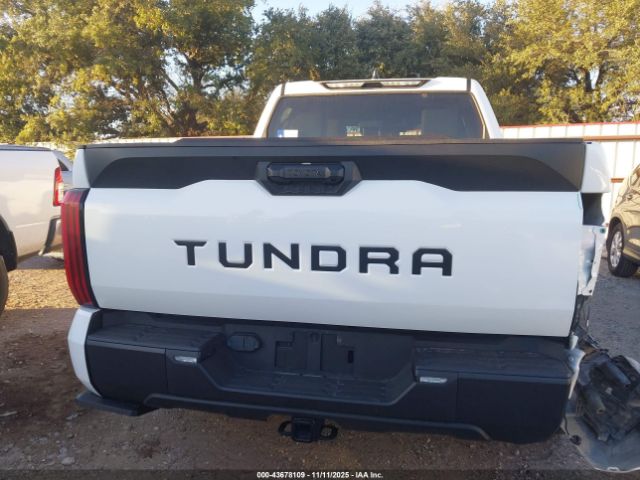 Toyota Tundra Sr5 Image 9