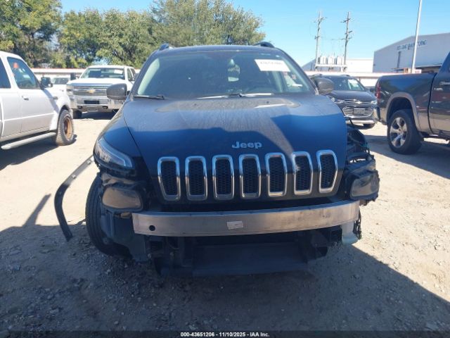 Jeep Cherokee Sport Image 16