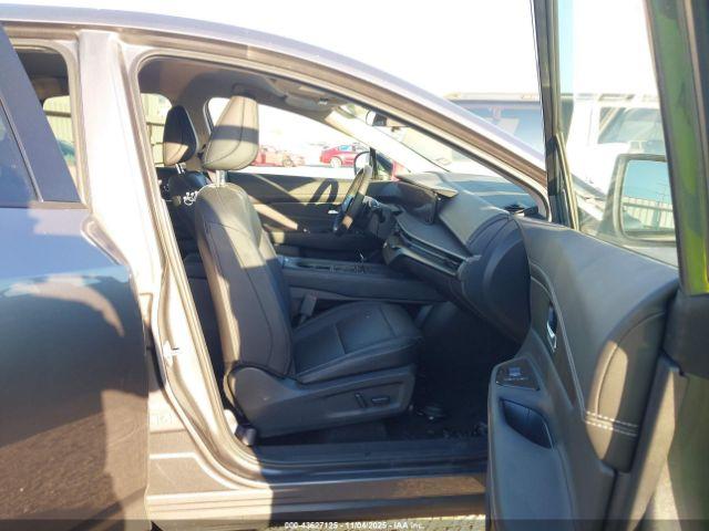 Nissan Murano Sv Image 8