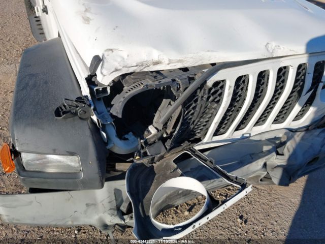 Jeep Gladiator Sport S 4x4 Image 8