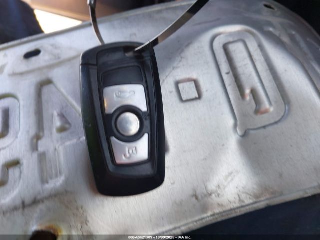 BMW 3 Series Xdrive Image 6