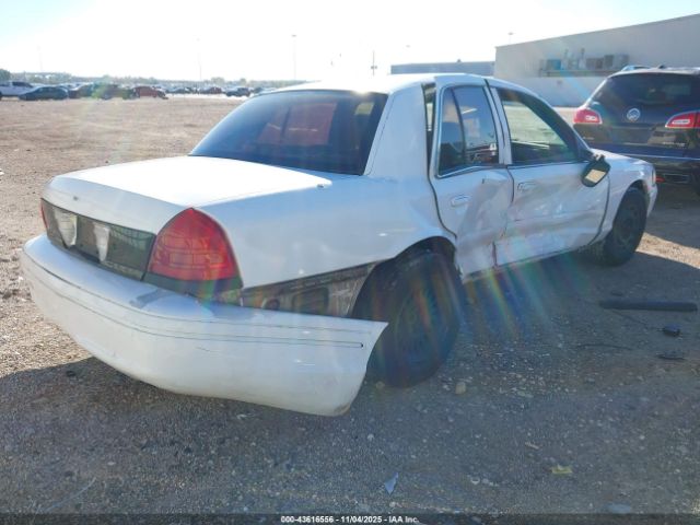 Ford Crown Victoria Police Image 11