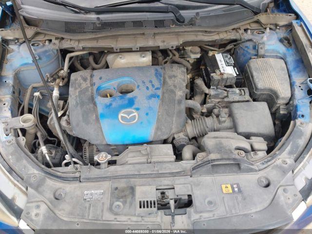 Mazda Cx Sport Image 3