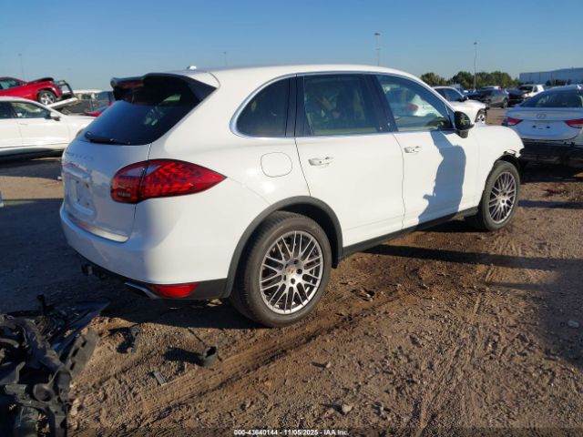Porsche Cayenne Image 15