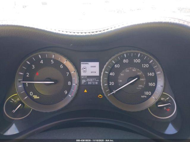 INFINITI Q70L 3.7 Image 2