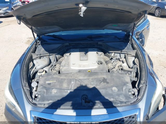 INFINITI Q70L 3.7 Image 16