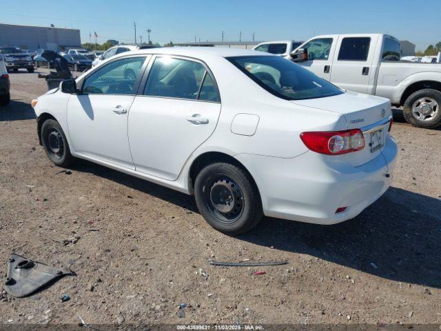 Toyota Corolla Le Image 4