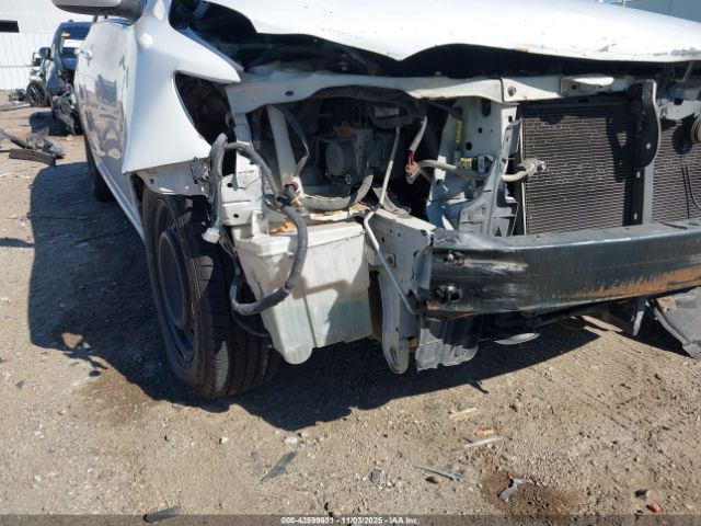 Toyota Corolla Le Image 3