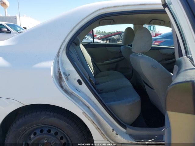 Toyota Corolla Le Image 15