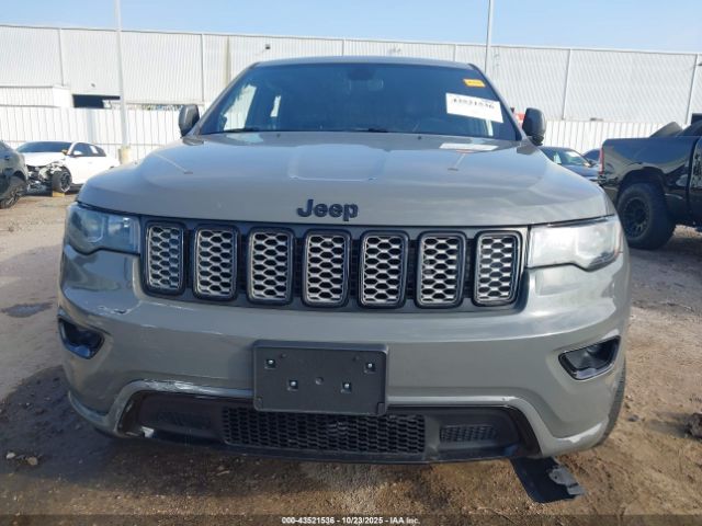 Jeep Grand Cherokee Altitude 4x2 Image 2