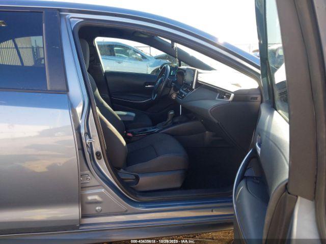 Toyota Corolla Se Image 2