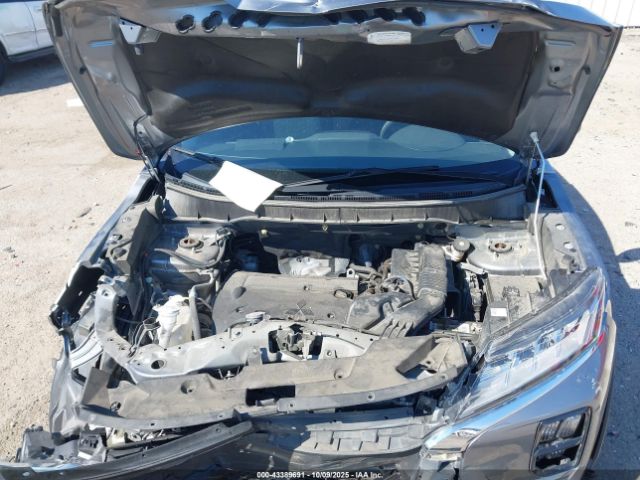 Mitsubishi Outlander Image 4