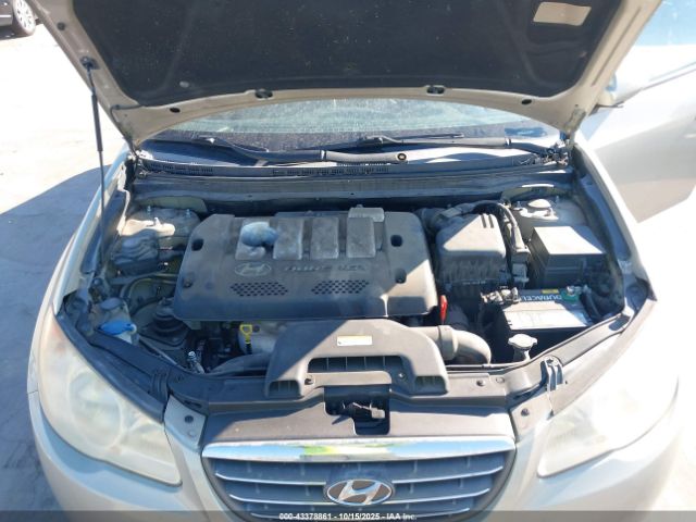 Hyundai ELANTRA Image 16