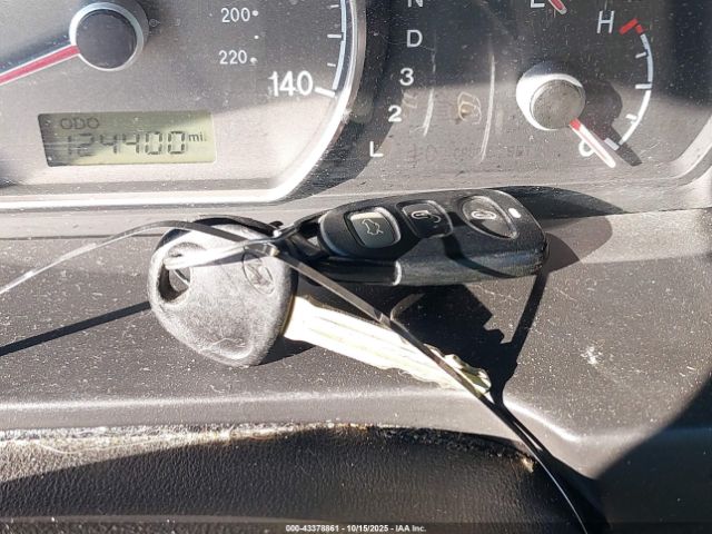 Hyundai ELANTRA Image 15