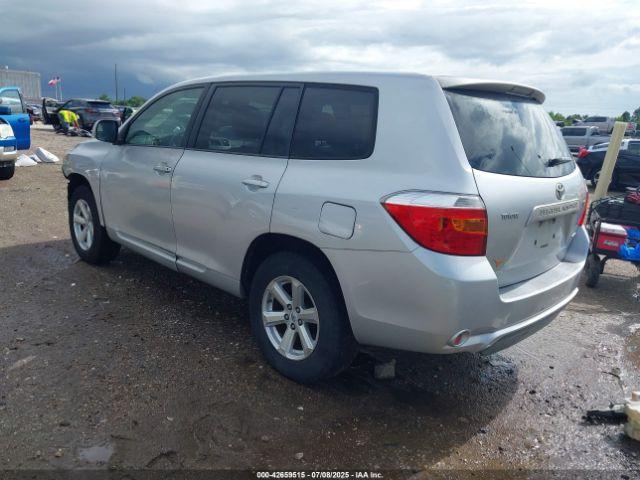 Toyota Highlander Image 2