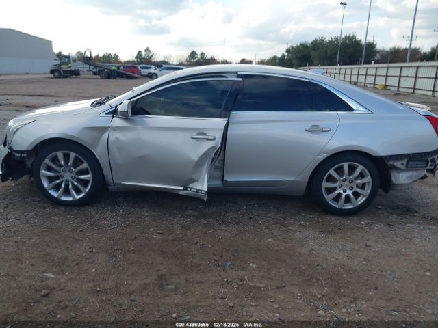 Cadillac XTS Luxury Image 15