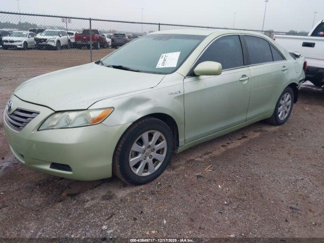 Toyota Camry Image 16