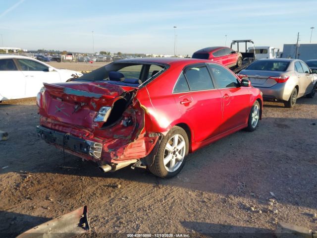 Toyota Camry Se Image 3