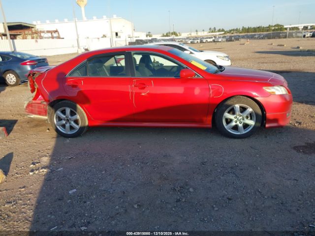 Toyota Camry Se Image 14