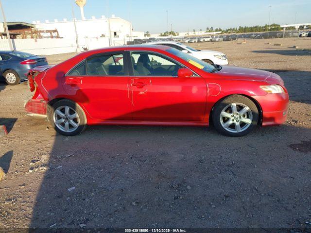 Toyota Camry Se Image 14