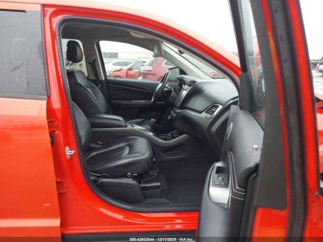 Dodge Journey Crossroad Image 12