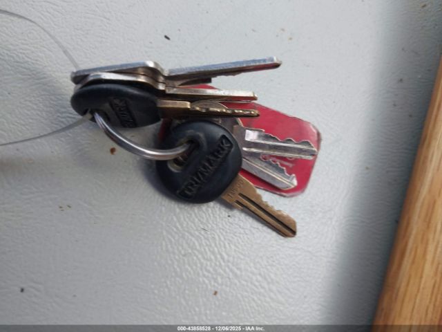 Roadmaster Raised Rail Image 9