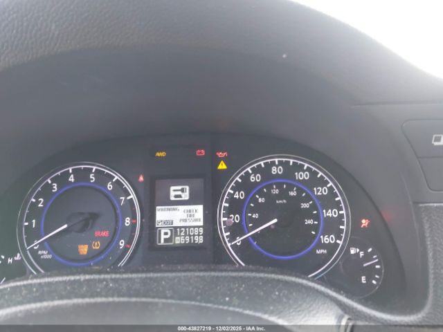 INFINITI G37x Image 12