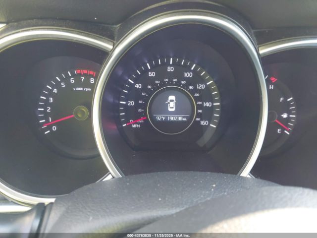 Kia Optima Lx Image 12