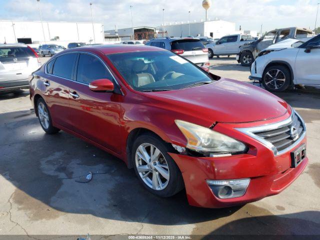  Salvage Nissan Altima