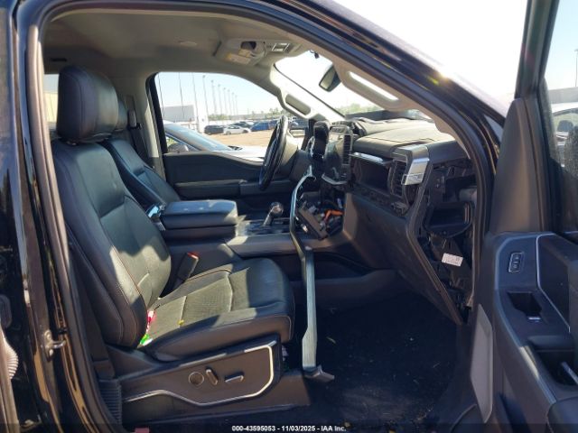 Ford F-150 Lariat Image 5