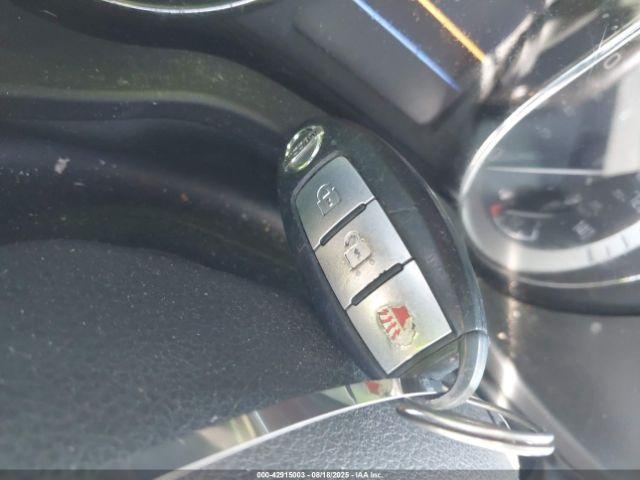 Nissan Titan S Image 5