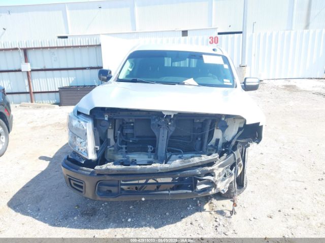 Nissan Titan S Image 11