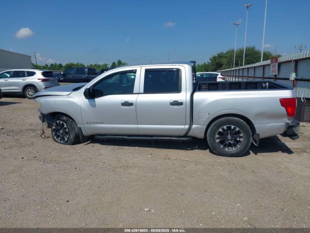 Nissan Titan S Image 14