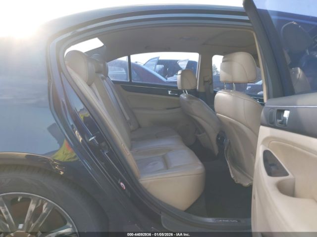 Hyundai Genesis 4.6 Image 3
