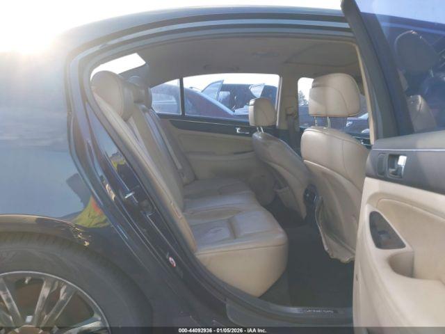 Hyundai Genesis 4.6 Image 3
