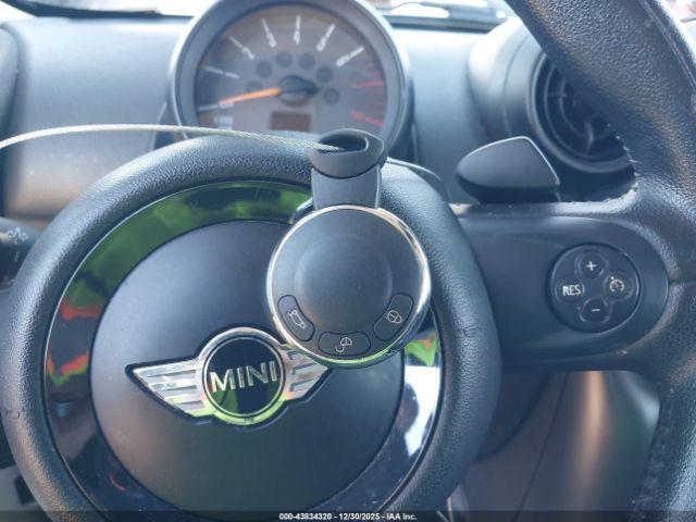 MINI Countryman Cooper S Image 12