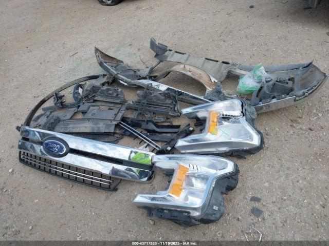 Ford F-150 Lariat Image 15