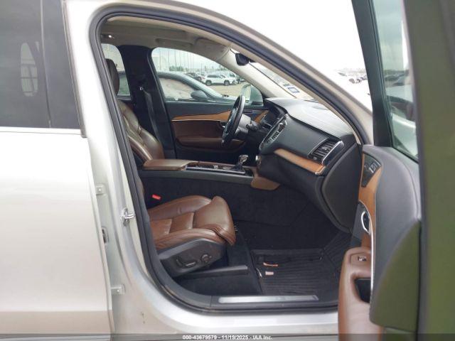 Volvo XC90 T6 Inscription Image 9