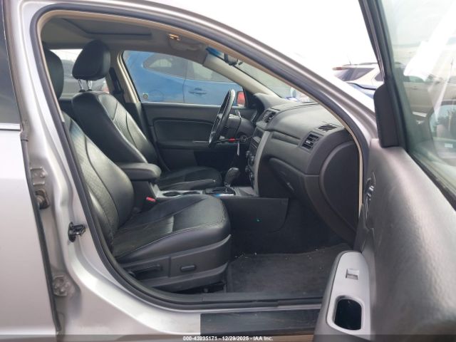 Mercury Milan Premier Image 9