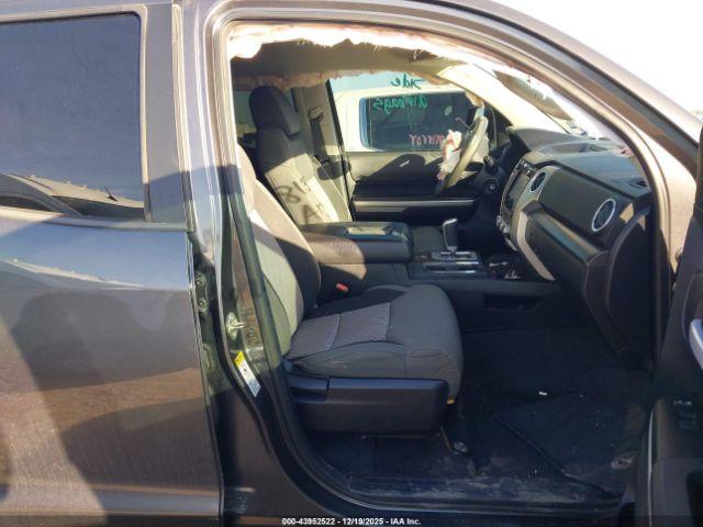 Toyota Tundra Sr5 5.7l V8 Image 4