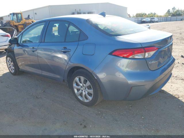 Toyota Corolla Le Image 13