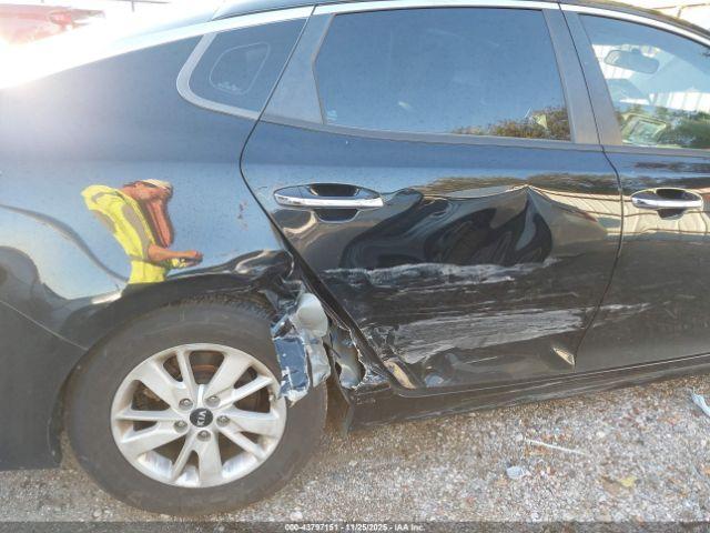 Kia Optima Lx Image 5