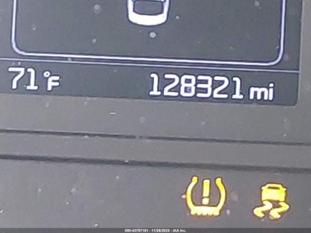 Kia Optima Lx Image 11